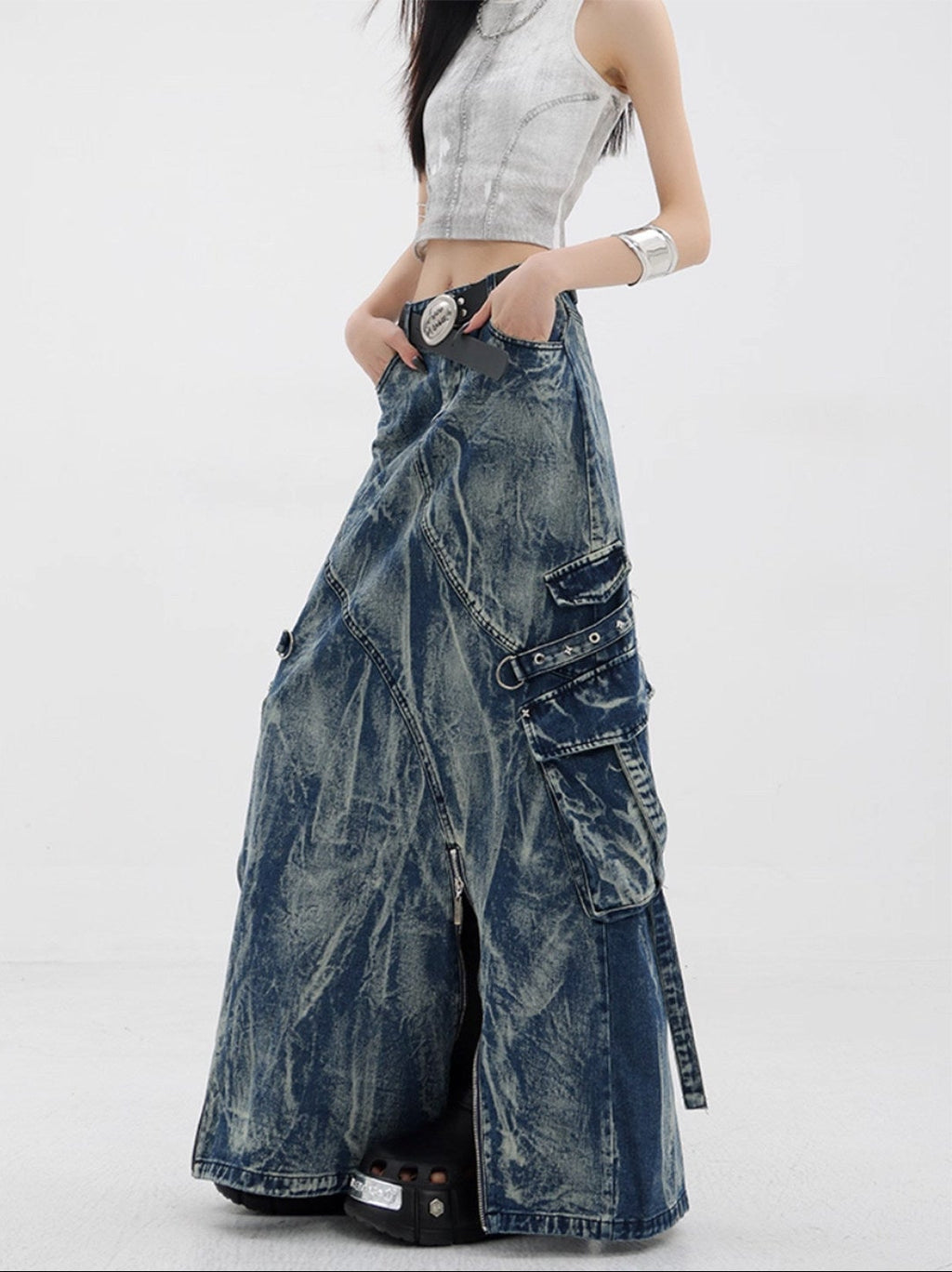 Denimnederdel i Post-apokalyptisk Stil