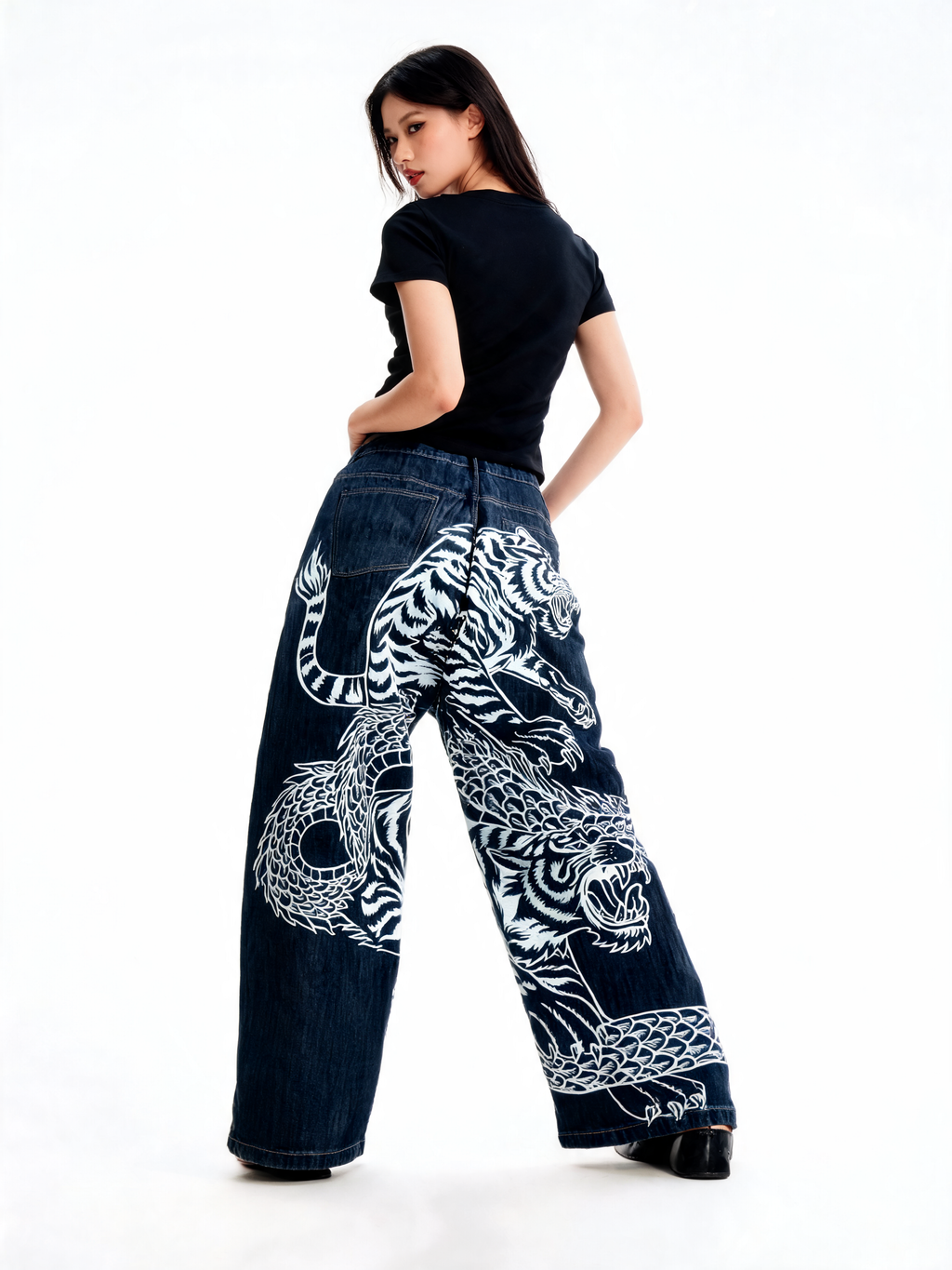 Y2K Denimbukser med Drage- og Tigerprint